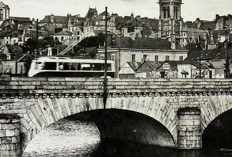 Le Mans Le Pont Gambetta avec Trolleybus 1930s